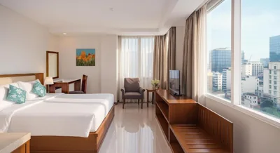 Habitación Deluxe doble con vistas a la ciudad — Aquari Hotel